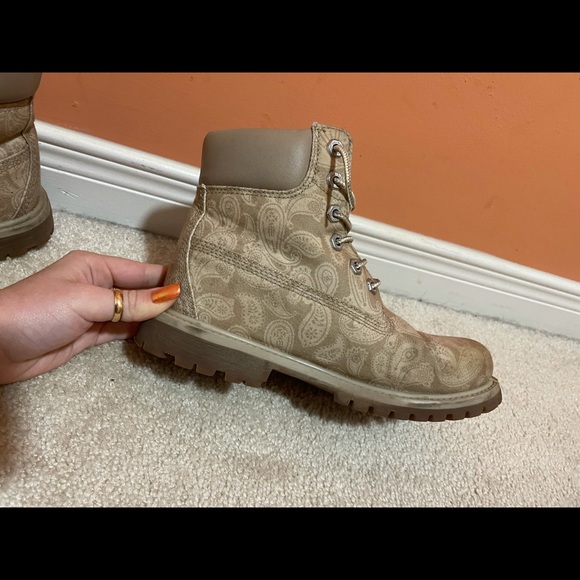 Timberlands. - Picture 2 of 5